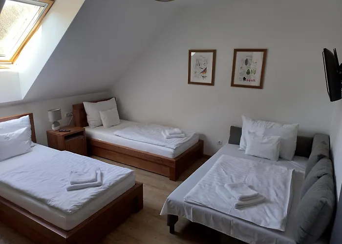 Esterhazy Fogado Guest house Gant